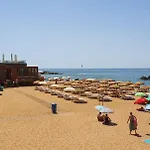 View Vela House بيت للعطل البوفيرا