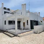 View Vela House Ferienhaus