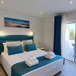 View Vela House Ferienhaus