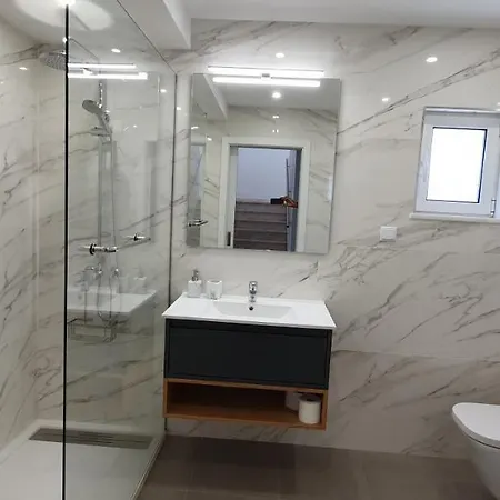 View Vela House 別荘 *